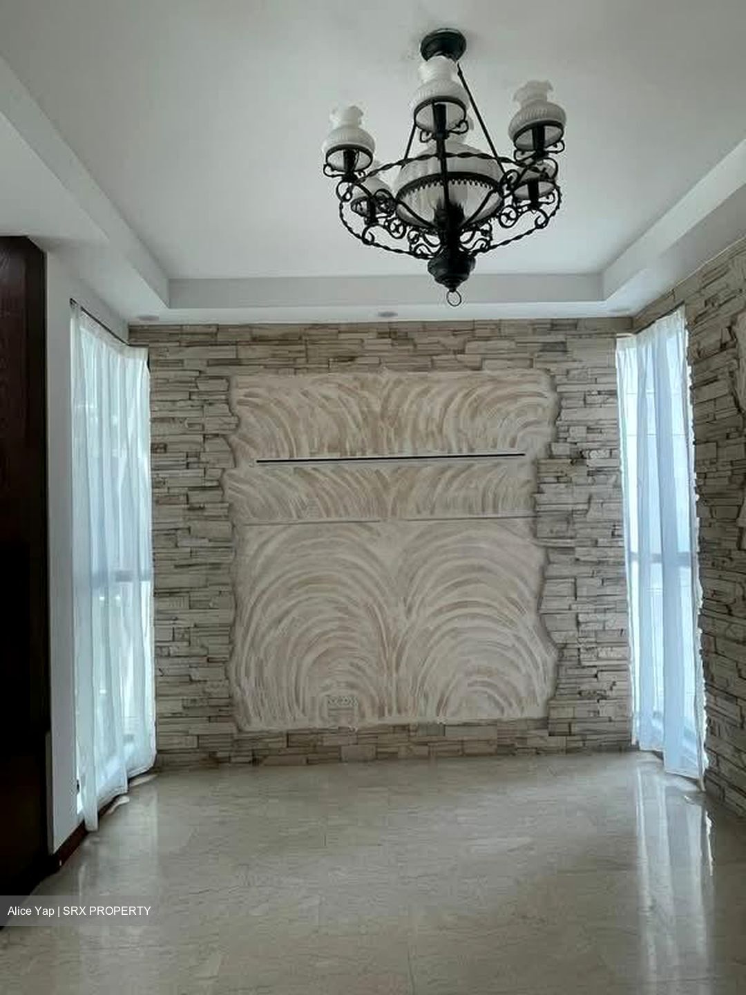 Hilltop Grove (D23), Condominium #562047681